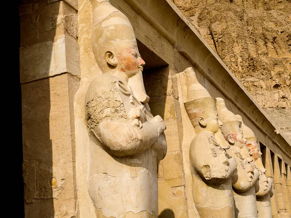 Temetkezési Templom Női Fáraó Hatsepszut Völgyben Nemesek Luxor Egyiptomban Tekinthető — Stock Fotó