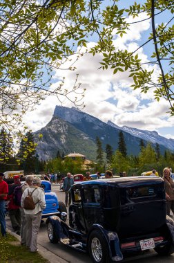 Antika Araba Sahipleri, Kanada 'nın Britanya Kolumbiyası' ndaki Banff 'ta buluşuyor.