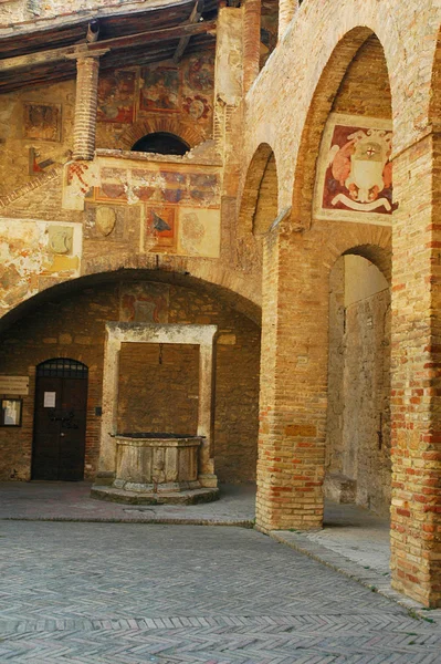 Οι Μεσαιωνικοί πύργοι του san gimignano στην Τοσκάνη της Ιταλίας — Φωτογραφία Αρχείου