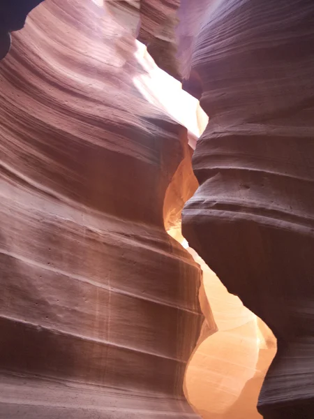 Interior de arenisca del Cañón del Antílope Superior, Reserva de la Nación Navajo, Arizona , — Foto de Stock