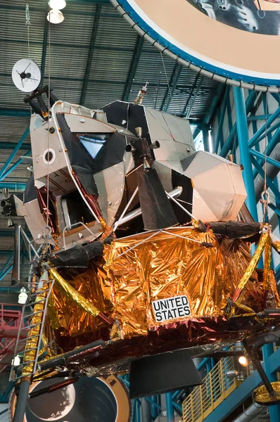 Maan voertuig op Kennedy Space Center, Cape Canaveral, Florida, Verenigde Staten — Stockfoto