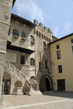 Bir Riva Del Garda Garda Gölü İtalya müstahkem şehir biridir