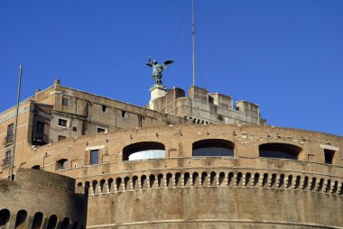 Castel Santangelo Roma İtalya Tiber Nehri'nin kıyısında