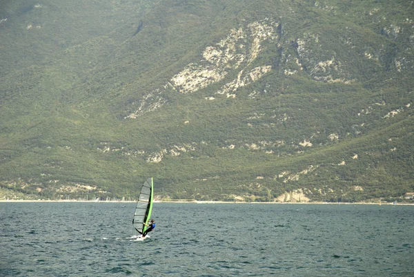 Windsurfer on Lake Garda Italy — Stock Photo, Image