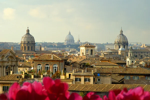 Basilikan St Peters i Vatikanstaten i centrala Rom Italien — Stockfoto