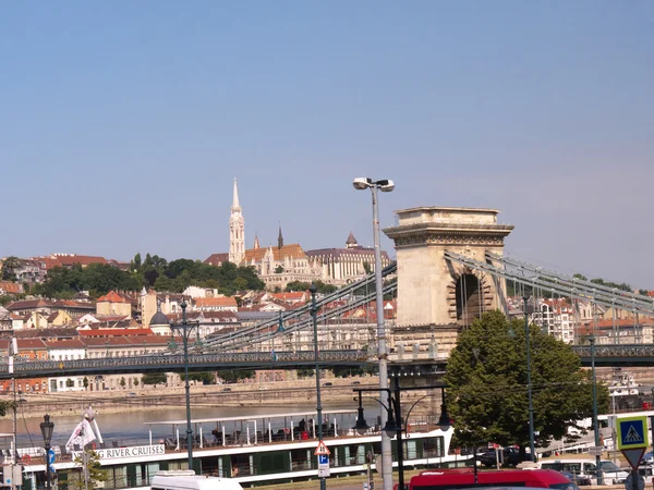 Floden Donau genom Budapest Ungern — Stockfoto