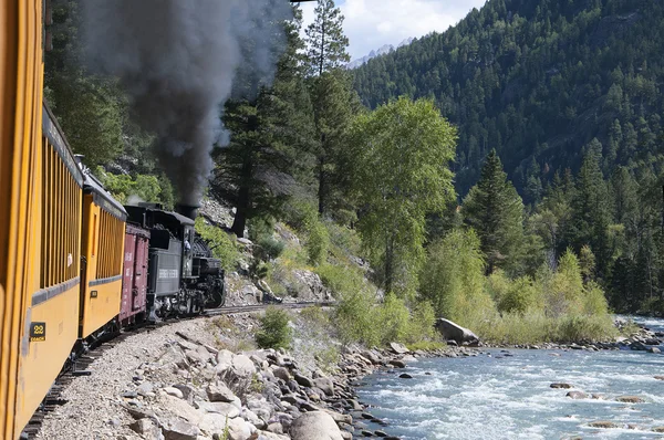 A keskeny nyomtávolságú vasúttal Durango, Colorado Egyesült Államokban Silverton — Stock Fotó