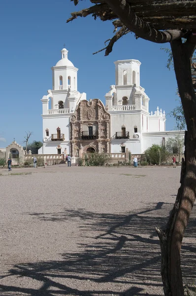 Starych hiszpańskich misji st Xavier del Bac w pobliżu Tucson Arizona — Zdjęcie stockowe