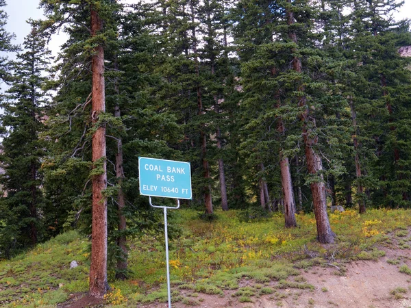 Coming down the Mountain road from Silverton Colorado USA — Stock Photo, Image