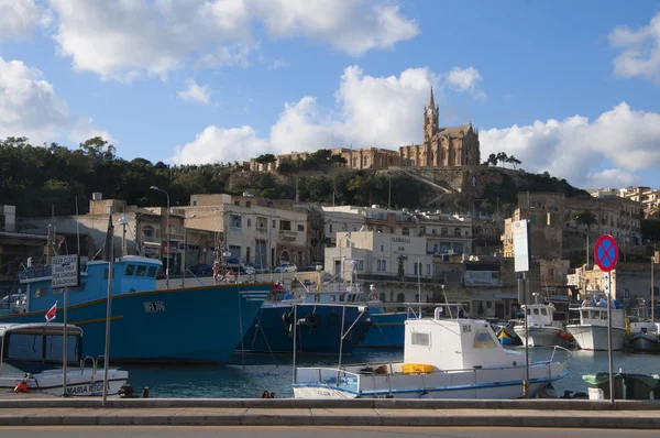 Der Fährhafen der maltesischen Insel Gozo — Stockfoto