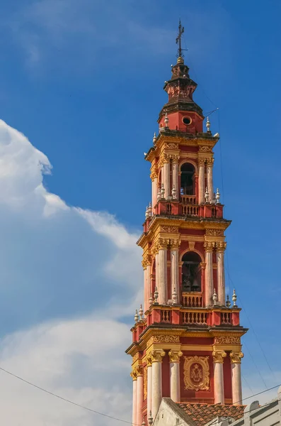 Foto Torre Iglesia San Francisco Con Cielo Azul Turbio Salta — Foto de Stock