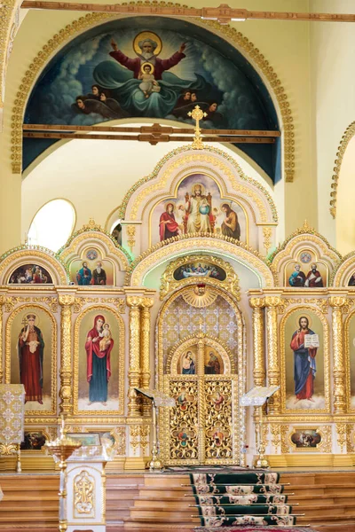 Nickolaev, Ukrayna - 31 Ağustos 2020: Tanrı 'nın Annesi Kasperovskaya Simgesi Katedrali' nin bir parçası