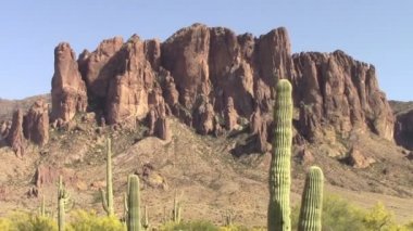 Batıl inanç Dağları, Arizona