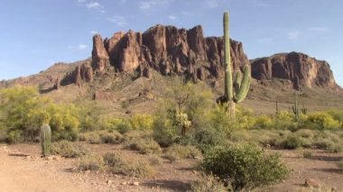 Batıl inanç Dağları, Arizona