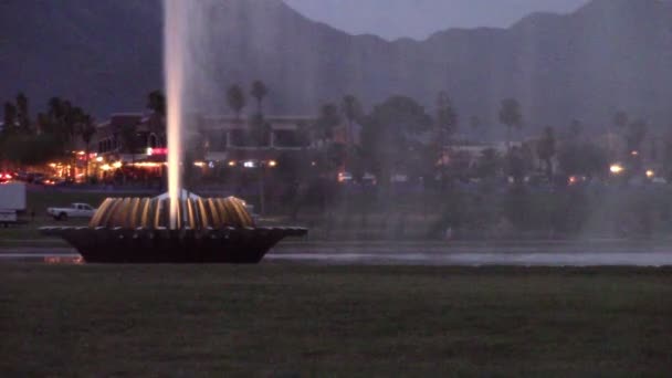 Κρήνη πάρκο Fountain Hills της Αριζόνα — Αρχείο Βίντεο