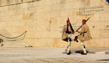 ATİNA, GREECE - Ekim 01, 2015: Yunan Parlamentosu 'nda nöbet değişimi