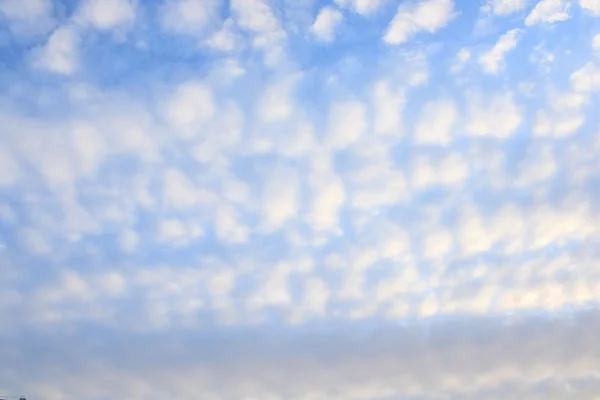 Cielo y nubes — Foto de Stock