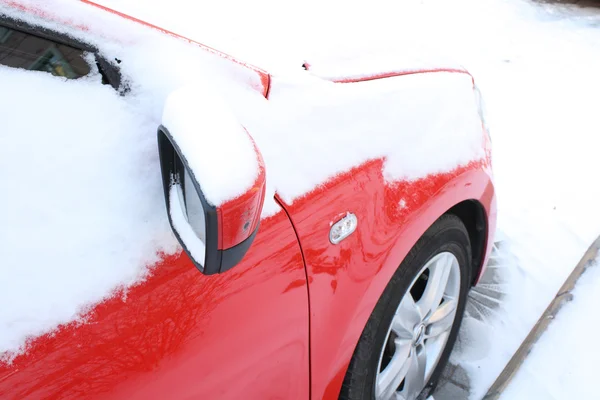 Samochód Zakopane w śniegu — Zdjęcie stockowe