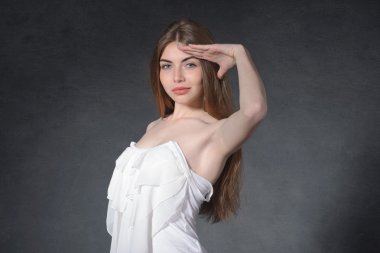 Arama, liderlik, güven, kavram. Kadın icra el 