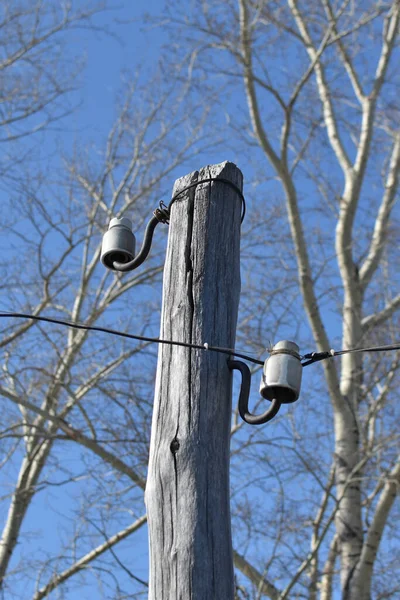 Wooden Support Power Lines Rural Landscape Homemade Pole Stretched Wires — Stock Photo, Image