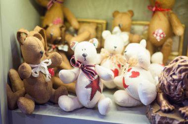 oyuncak ayılar sokak satış standı