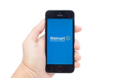 IPhone 5'ler ile Walmart app