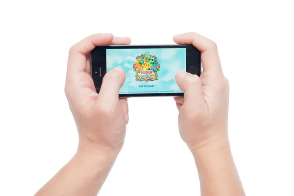 Pavlograd, Ukrayna - 31 Ekim 2014: Pokemon kampı eğlence olduğunu