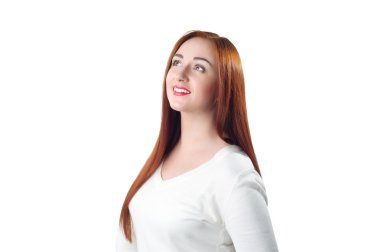 Ararken güzel kızıl saçlı kadın