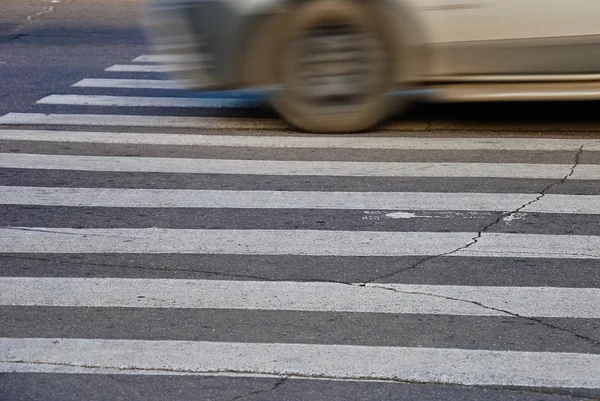 White pedestrian crossing on asphalt in Krivoy Rog — Stock Photo, Image