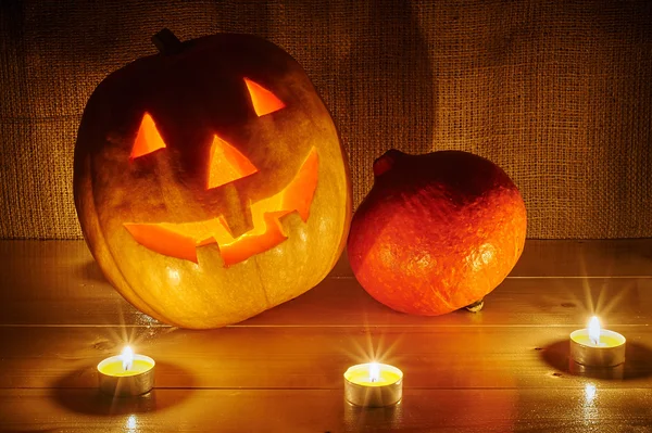 Halloween red and orange pumpkins jack lantern with candles — Stock Photo, Image