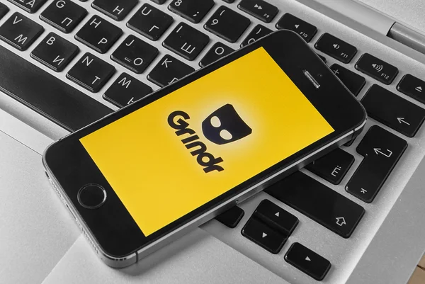 Grindr App auf dem iphone 5s — Stockfoto