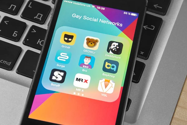 iPhone 5'ler ekran simgeleri gay sosyal ağlar ve sohbetleri ile