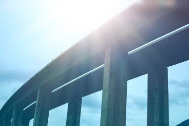 Otoyolun yapım aşamasında. Yüksek kaliteli fotoğraf..