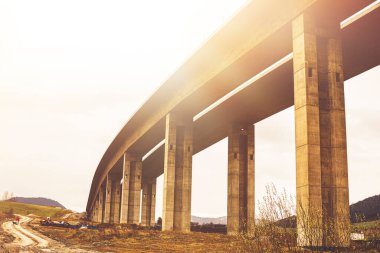 Otoyolun yapım aşamasında. Yüksek kaliteli fotoğraf..