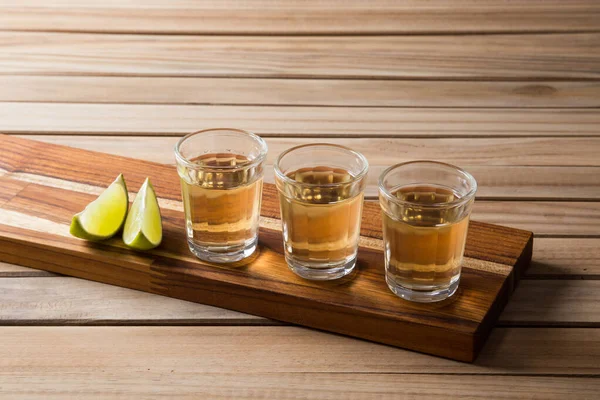 Copa Cachaca Pinga Una Bebida Tradicional Brasileña Hecha Caña Azúcar — Foto de Stock