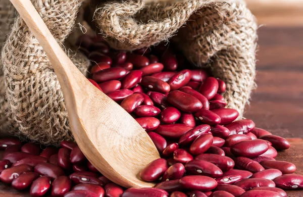 Frijol Riñón Rojo Bolsa Cañón Mesa Madera Pestaña Madera —  Fotos de Stock