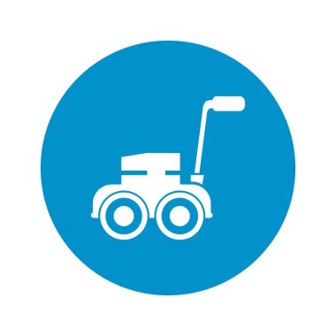  Çim biçme makinesi simgesi beyaz arka plan üzerinde