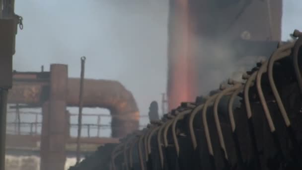 Smoke on the coke oven battery. Close-up — Stock Video