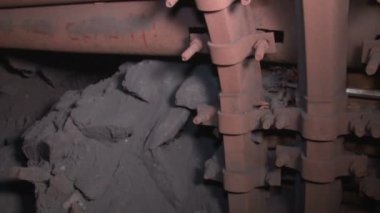 Maden duvarlarının kaya parçaları