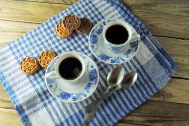 Romantik Kahvaltı, kahve iki