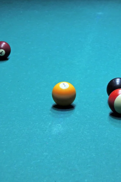 Table et boules de billard — Photo