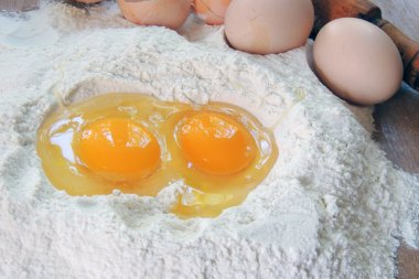 yumurta ve un
