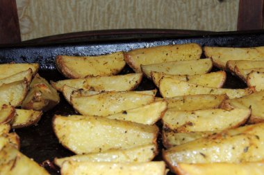 Fırında Patates tatlı baharatlar ile