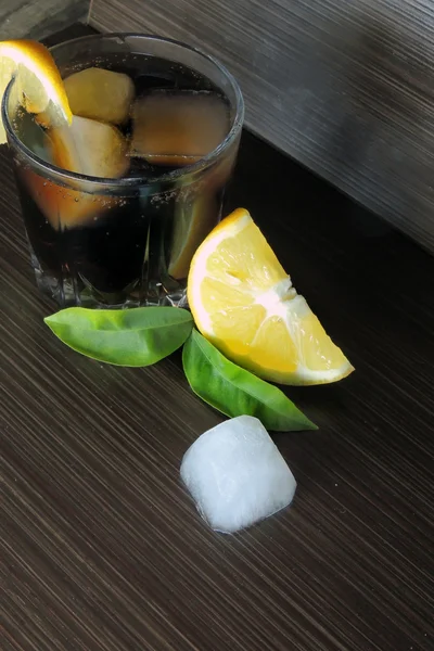 Rum and coke — Stock Photo, Image