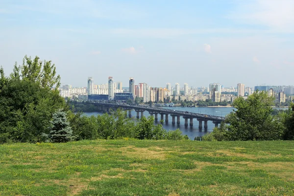 Вид на Киев и Днепр — стоковое фото