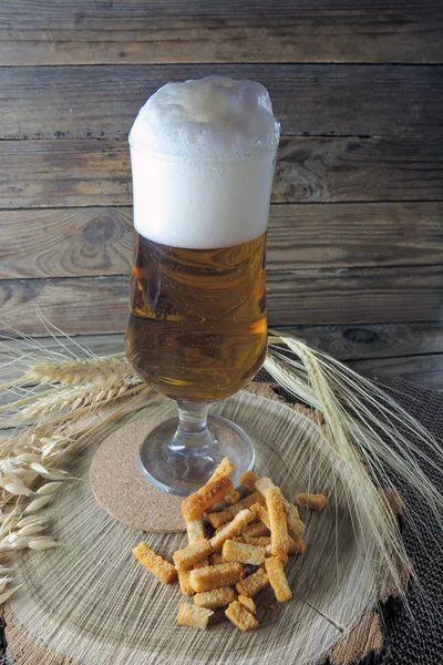 Helles Bier im Glas — Stockfoto