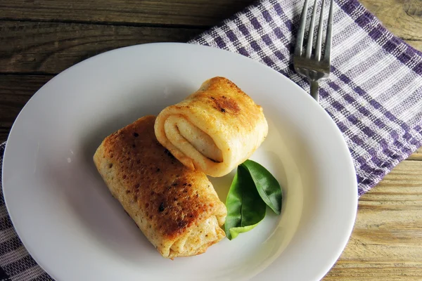 Pannenkoeken met vlees — Stockfoto