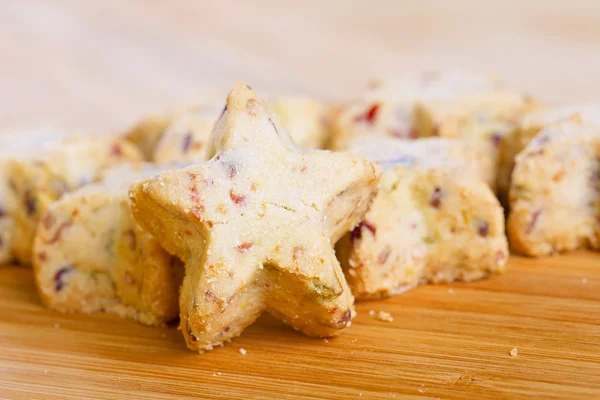 Biscuits au sucre de Noël en forme d'étoile — Photo