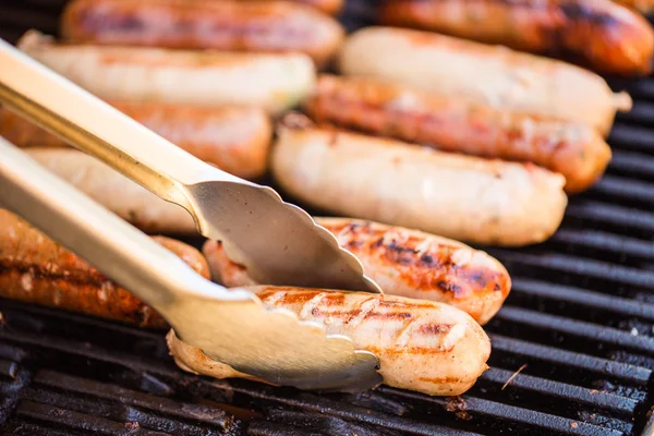 Geroosterd rundvlees en varkensvlees worst — Stockfoto