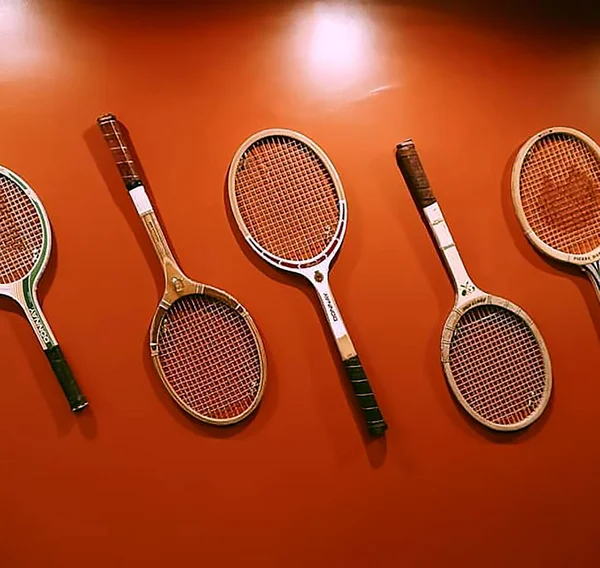 Egy Régi Teniszütő — Stock Fotó